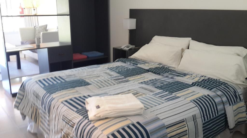 Las Lomas Suites & Spa Chascomús Pokoj fotografie